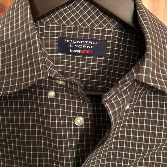 Classic - TravelSmart - button down - Picture 2 of 7